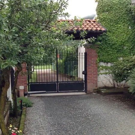 公寓 Cascina Rondinella