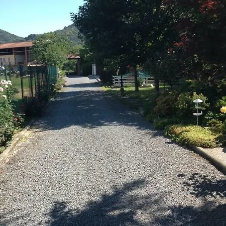 Cascina Rondinella 公寓