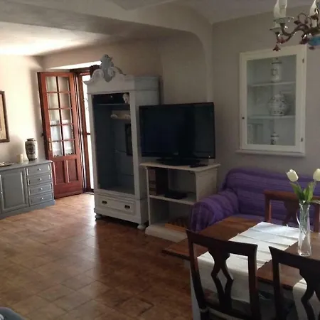 Cascina Rondinella Apartment *